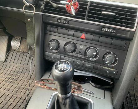 Ауди А6 2007 в Луцке на Automoto.ua Черный Ауди А6, объемом двигателя 1.98 л и пробегом 243 тыс. км за 6200 $, фото 12 на Automoto.ua
