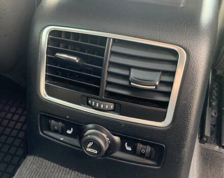 Ауди А6 2011 в Измаиле на Automoto.ua Черный Ауди А6, объемом двигателя 3 л и пробегом 324 тыс. км за 13800 $, фото 13 на Automoto.ua