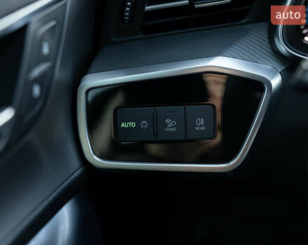 Черный Ауди А6, объемом двигателя 1.97 л и пробегом 195 тыс. км за 28800 $, фото 54 на Automoto.ua