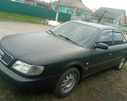 Черный Ауди А6, объемом двигателя 2 л и пробегом 450 тыс. км за 2500 $, фото 1 на Automoto.ua