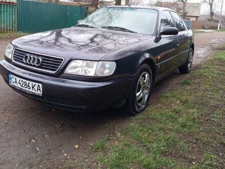 Черный Ауди А6, объемом двигателя 2.5 л и пробегом 290 тыс. км за 3700 $, фото 1 на Automoto.ua