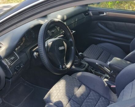 Чорний Ауді А6, об'ємом двигуна 2 л та пробігом 1000 тис. км за 800 $, фото 1 на Automoto.ua