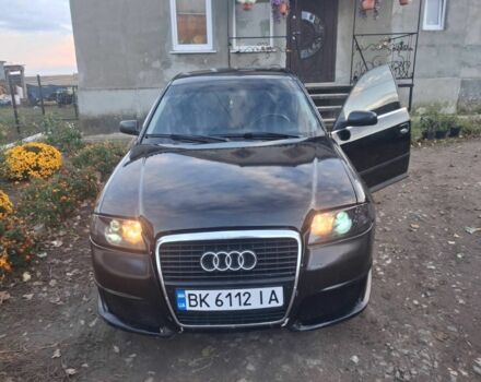 Черный Ауди А6, объемом двигателя 1.8 л и пробегом 300 тыс. км за 3300 $, фото 1 на Automoto.ua