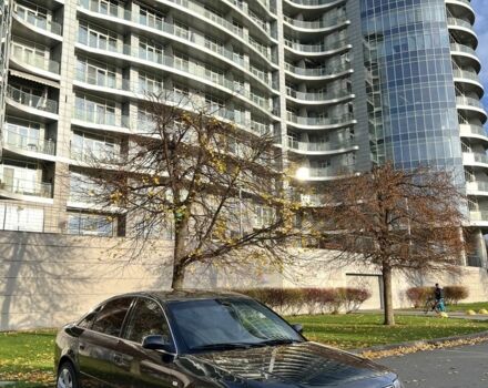 Черный Ауди А6, объемом двигателя 1.8 л и пробегом 400 тыс. км за 4600 $, фото 1 на Automoto.ua