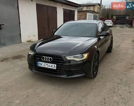 Черный Ауди А6, объемом двигателя 3 л и пробегом 220 тыс. км за 14000 $, фото 1 на Automoto.ua