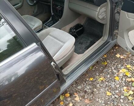 Ауди А6 1995 в Могилев-Подольском на Automoto.ua Фиолетовый Ауди А6, объемом двигателя 2.6 л и пробегом 320 тыс. км за 3600 $, фото 5 на Automoto.ua