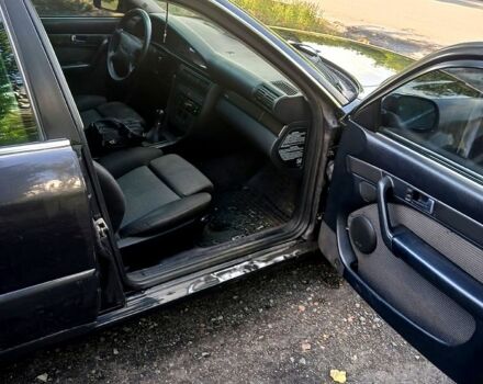 Фиолетовый Ауди А6, объемом двигателя 2.6 л и пробегом 325 тыс. км за 1620 $, фото 2 на Automoto.ua