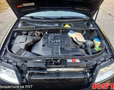 Фиолетовый Ауди А6, объемом двигателя 2.5 л и пробегом 370 тыс. км за 3600 $, фото 7 на Automoto.ua