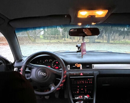 Фиолетовый Ауди А6, объемом двигателя 2.5 л и пробегом 420 тыс. км за 3400 $, фото 4 на Automoto.ua