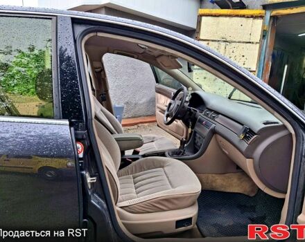 Фиолетовый Ауди А6, объемом двигателя 2.5 л и пробегом 370 тыс. км за 3600 $, фото 2 на Automoto.ua