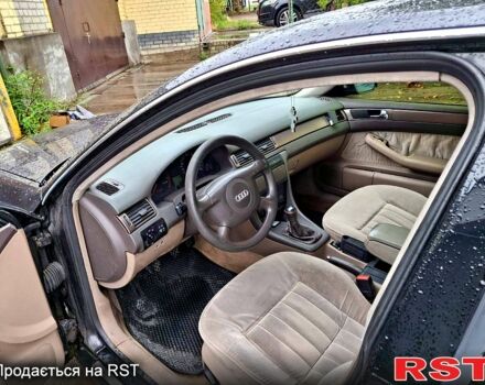 Фиолетовый Ауди А6, объемом двигателя 2.5 л и пробегом 370 тыс. км за 3600 $, фото 4 на Automoto.ua