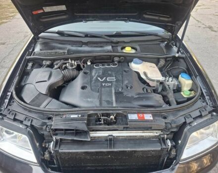 Фиолетовый Ауди А6, объемом двигателя 2.5 л и пробегом 360 тыс. км за 3600 $, фото 4 на Automoto.ua