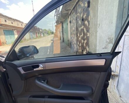 Фиолетовый Ауди А6, объемом двигателя 2.5 л и пробегом 317 тыс. км за 3300 $, фото 6 на Automoto.ua