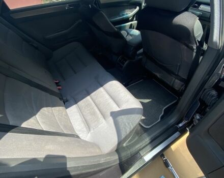 Фиолетовый Ауди А6, объемом двигателя 2.5 л и пробегом 317 тыс. км за 3300 $, фото 11 на Automoto.ua