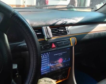 Фиолетовый Ауди А6, объемом двигателя 2.5 л и пробегом 350 тыс. км за 5200 $, фото 1 на Automoto.ua