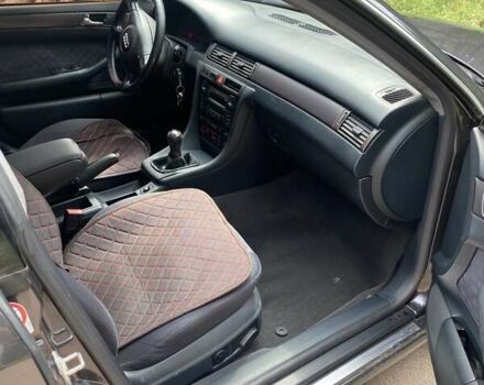 Фиолетовый Ауди А6, объемом двигателя 2.5 л и пробегом 397 тыс. км за 3500 $, фото 4 на Automoto.ua