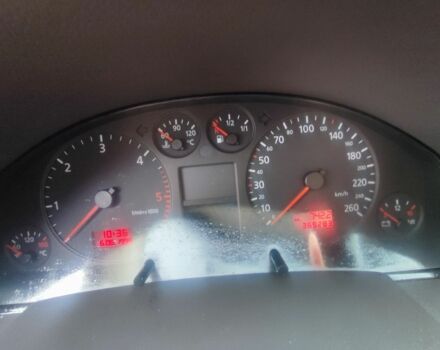 Фиолетовый Ауди А6, объемом двигателя 2 л и пробегом 370 тыс. км за 3500 $, фото 10 на Automoto.ua