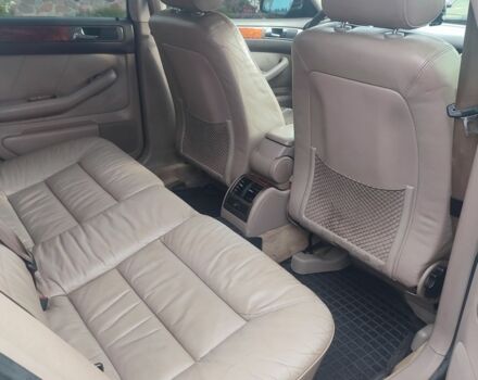 Фиолетовый Ауди А6, объемом двигателя 2 л и пробегом 370 тыс. км за 3500 $, фото 8 на Automoto.ua