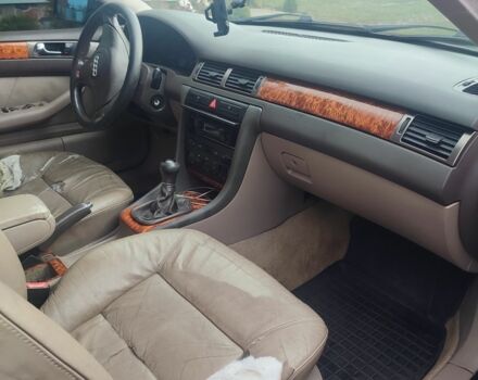 Фиолетовый Ауди А6, объемом двигателя 2 л и пробегом 370 тыс. км за 3500 $, фото 6 на Automoto.ua