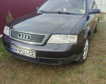 Фиолетовый Ауди А6, объемом двигателя 2.5 л и пробегом 370 тыс. км за 3500 $, фото 1 на Automoto.ua