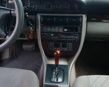 Коричневый Ауди А6, объемом двигателя 2.6 л и пробегом 300 тыс. км за 3950 $, фото 4 на Automoto.ua