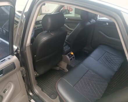 Коричневый Ауди А6, объемом двигателя 2.4 л и пробегом 330 тыс. км за 4600 $, фото 5 на Automoto.ua