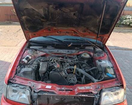 Красный Ауди А6, объемом двигателя 2 л и пробегом 300 тыс. км за 1750 $, фото 2 на Automoto.ua