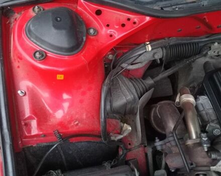 Красный Ауди А6, объемом двигателя 1.9 л и пробегом 450 тыс. км за 2350 $, фото 6 на Automoto.ua