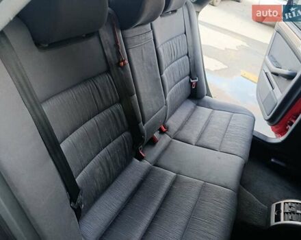 Червоний Ауді А6, об'ємом двигуна 1.8 л та пробігом 361 тис. км за 3900 $, фото 2 на Automoto.ua