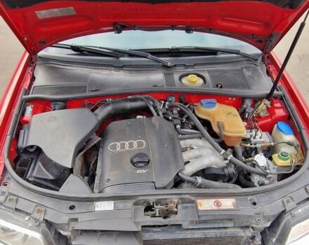 Красный Ауди А6, объемом двигателя 1.8 л и пробегом 361 тыс. км за 3900 $, фото 15 на Automoto.ua