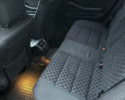 Красный Ауди А6, объемом двигателя 1.8 л и пробегом 50 тыс. км за 3300 $, фото 7 на Automoto.ua