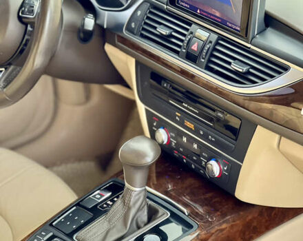 Червоний Ауді А6, об'ємом двигуна 2 л та пробігом 214 тис. км за 12000 $, фото 25 на Automoto.ua