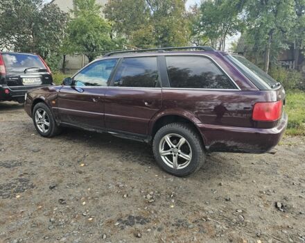 Красный Ауди А6, объемом двигателя 2.8 л и пробегом 366 тыс. км за 3750 $, фото 2 на Automoto.ua