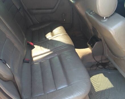 Красный Ауди А6, объемом двигателя 2.6 л и пробегом 392 тыс. км за 3000 $, фото 7 на Automoto.ua