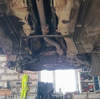 Красный Ауди А6, объемом двигателя 1.8 л и пробегом 282 тыс. км за 3300 $, фото 56 на Automoto.ua