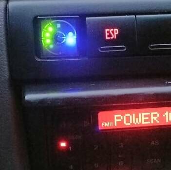 Красный Ауди А6, объемом двигателя 1.8 л и пробегом 282 тыс. км за 3300 $, фото 18 на Automoto.ua