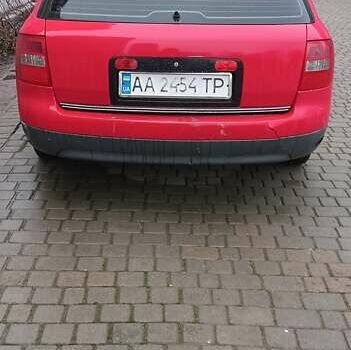 Красный Ауди А6, объемом двигателя 1.8 л и пробегом 282 тыс. км за 3300 $, фото 3 на Automoto.ua