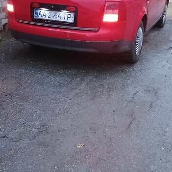 Красный Ауди А6, объемом двигателя 1.8 л и пробегом 282 тыс. км за 3300 $, фото 4 на Automoto.ua