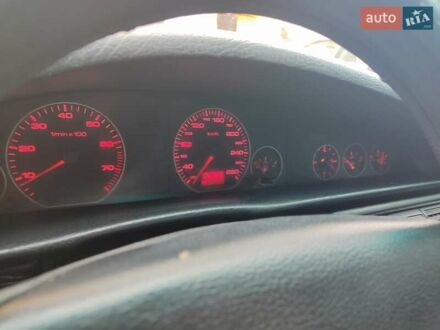 Червоний Ауді А6, об'ємом двигуна 2.6 л та пробігом 540 тис. км за 2600 $, фото 1 на Automoto.ua