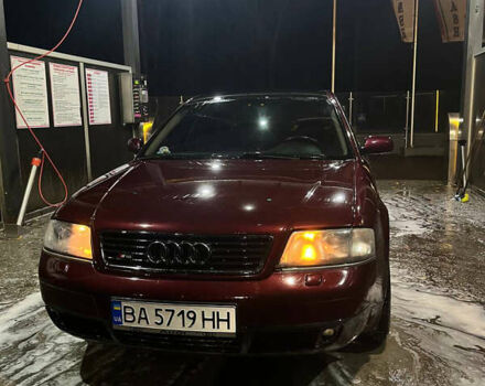 Красный Ауди А6, объемом двигателя 2.8 л и пробегом 371 тыс. км за 3000 $, фото 1 на Automoto.ua