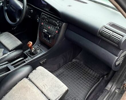 Ауди А6, объемом двигателя 2.6 л и пробегом 300 тыс. км за 3200 $, фото 12 на Automoto.ua