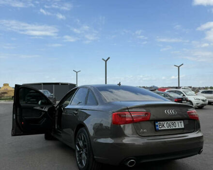 Ауді А6, об'ємом двигуна 3 л та пробігом 286 тис. км за 20800 $, фото 5 на Automoto.ua