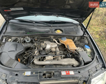 Ауди А6, объемом двигателя 2.5 л и пробегом 275 тыс. км за 4750 $, фото 8 на Automoto.ua