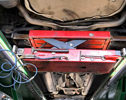 Ауді А6, об'ємом двигуна 2 л та пробігом 191 тис. км за 8000 $, фото 2 на Automoto.ua