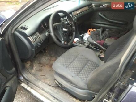 Ауди А6 1999 в Кривом Роге на Automoto.ua Ауди А6, объемом двигателя 2.5 л и пробегом 300 тыс. км за 1800 $, фото 1 на Automoto.ua