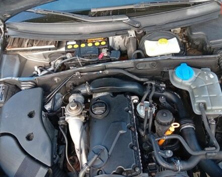 Ауді А6, об'ємом двигуна 1.9 л та пробігом 300 тис. км за 1900 $, фото 1 на Automoto.ua