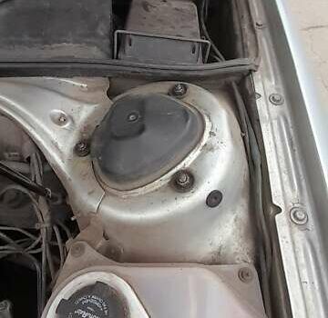 Серый Ауди А6, объемом двигателя 2 л и пробегом 400 тыс. км за 3000 $, фото 5 на Automoto.ua