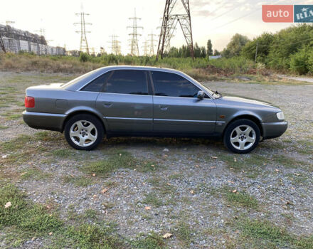 Серый Ауди А6, объемом двигателя 2.6 л и пробегом 500 тыс. км за 4700 $, фото 5 на Automoto.ua