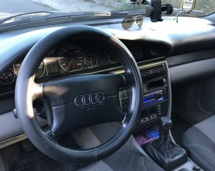 Серый Ауди А6, объемом двигателя 2.6 л и пробегом 280 тыс. км за 3499 $, фото 6 на Automoto.ua