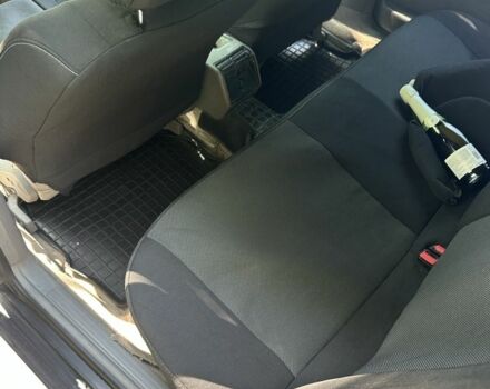 Ауди А6 1997 в Черткове на Automoto.ua Серый Ауди А6, объемом двигателя 2.5 л и пробегом 422 тыс. км за 3750 $, фото 12 на Automoto.ua